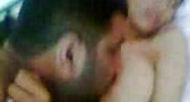phim sex cà phê chồi Ass sex gay hay lớn người phụ nữ da đen lắc mông nhờn của mình.